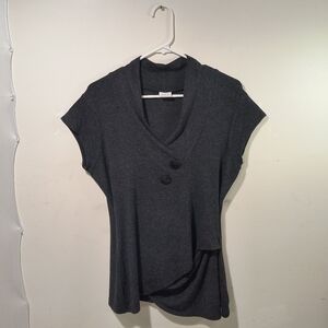 Suzy Shier Women's Extra Large Gray Asymmetrical Short Sleeve Buttoned Blouse